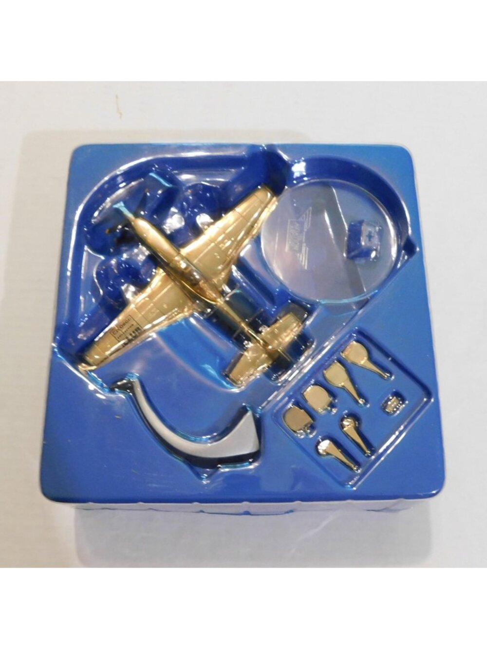 Corgi 1:72 Gold Plated P-51D Mustang 2007 Limited Edition Collector Club US32229